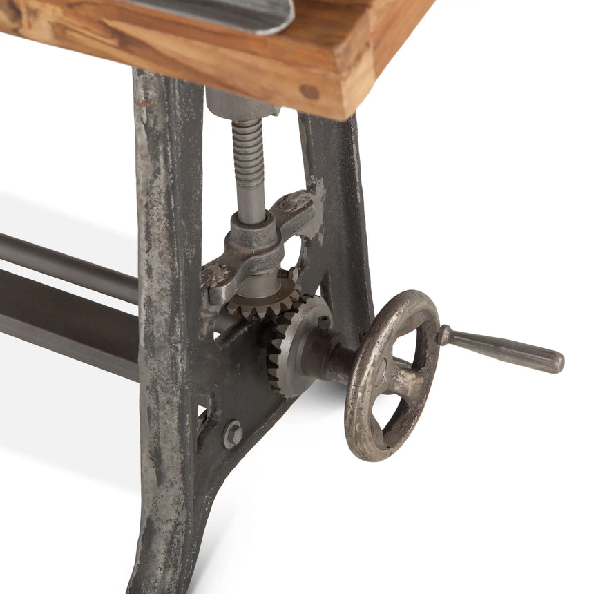 close-up view of raising/lowering crank