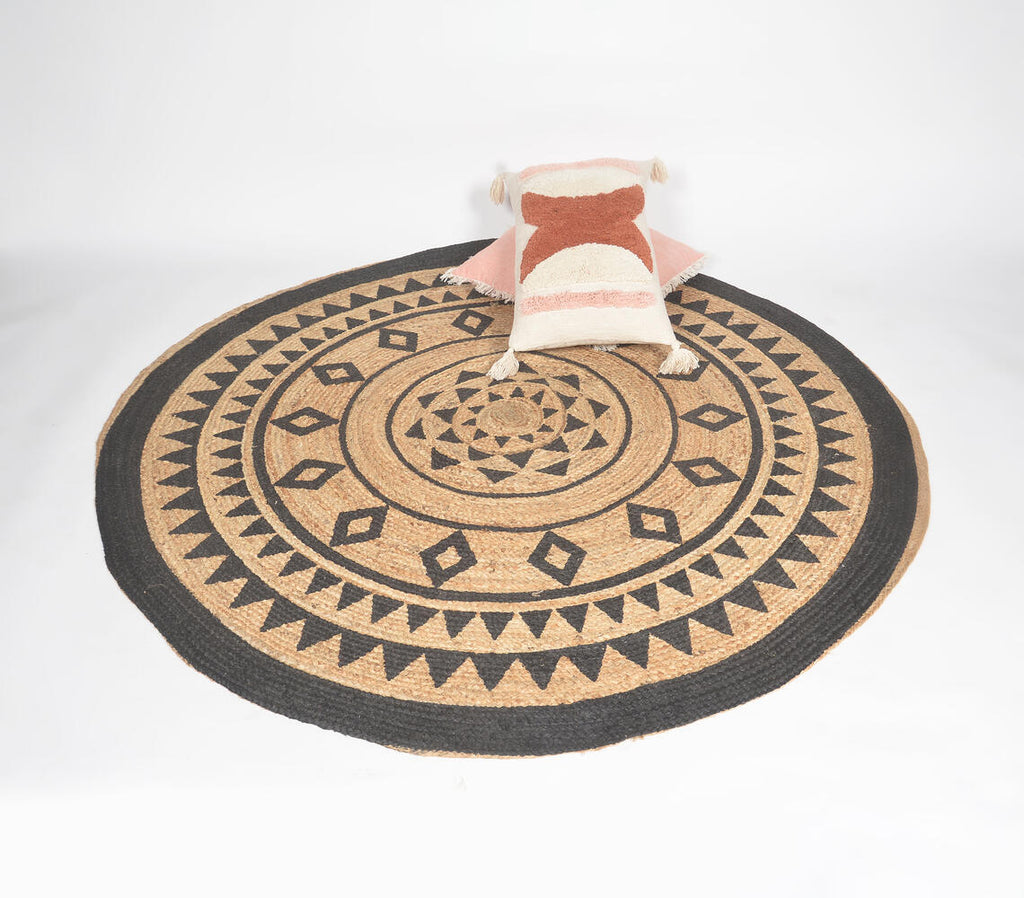 round spiral weave jute rug with geometric print