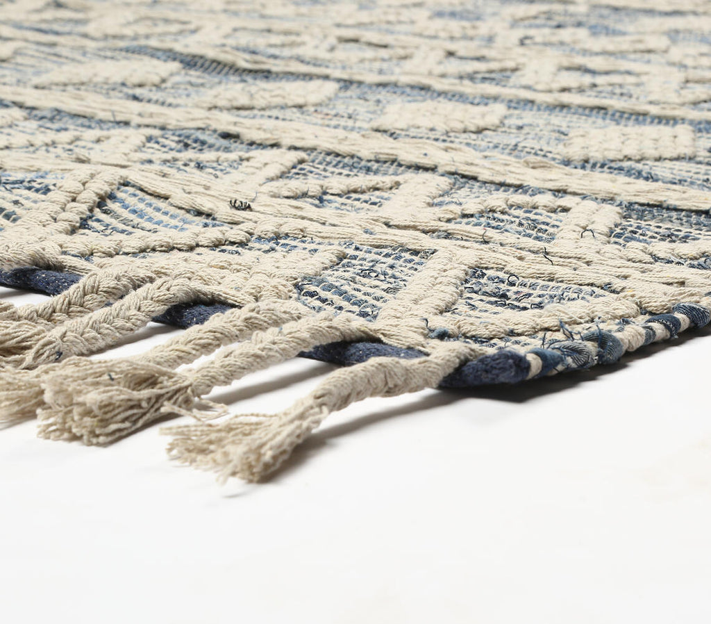 cotton rug - close-up of fabric and tassels