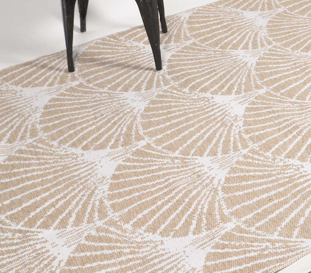 cotton rug with jacquard weave pattern