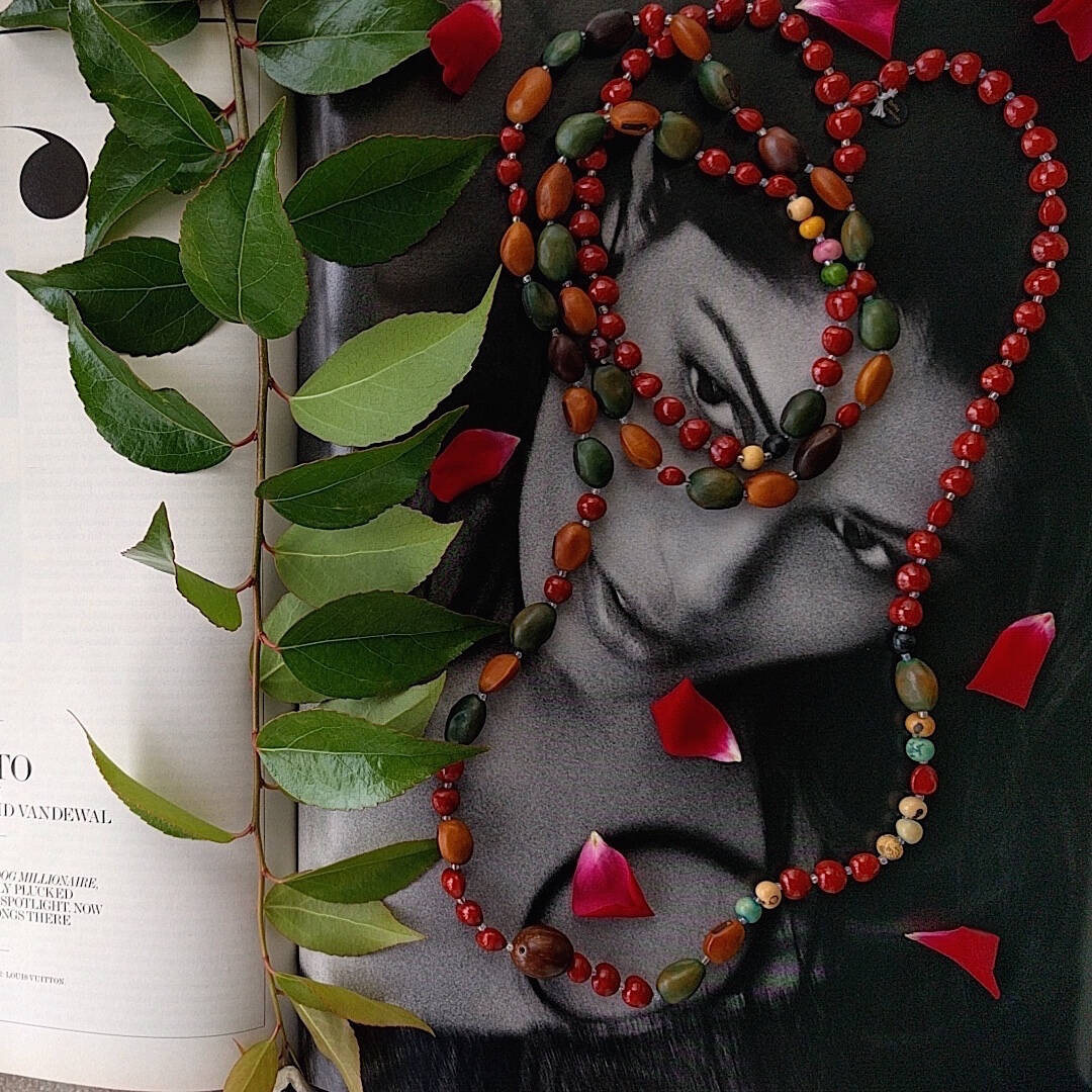Bohemian style necklace with combination of natural seed beads