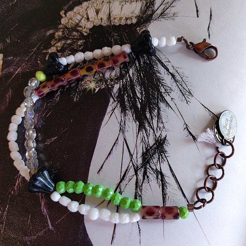 Japanese green bead braclet with Czech glass - different background