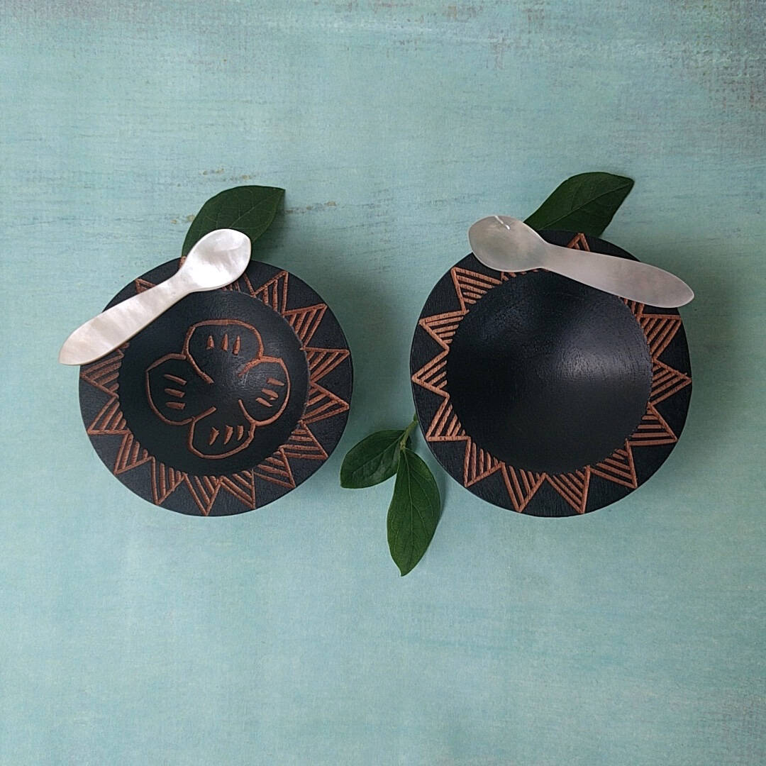 hand carved Fijian dark wood salt and pepper cellars with flower design