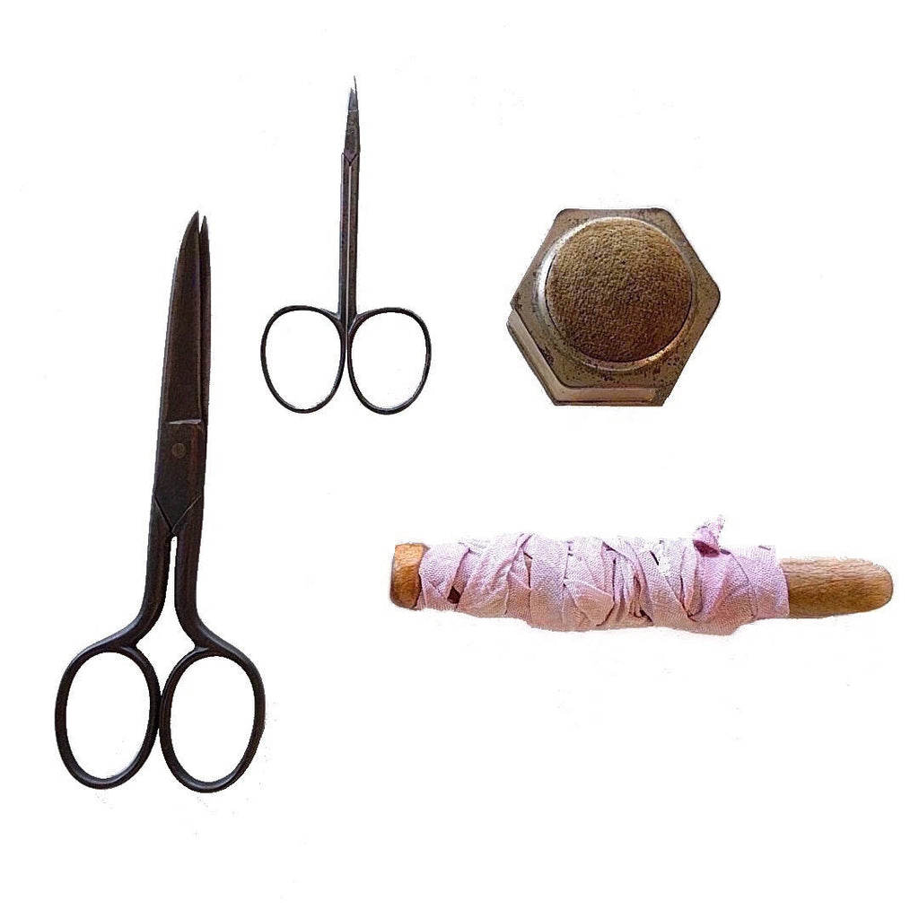 antique German sewing kit with two scissors a pin cushion and pink ribbon (3)