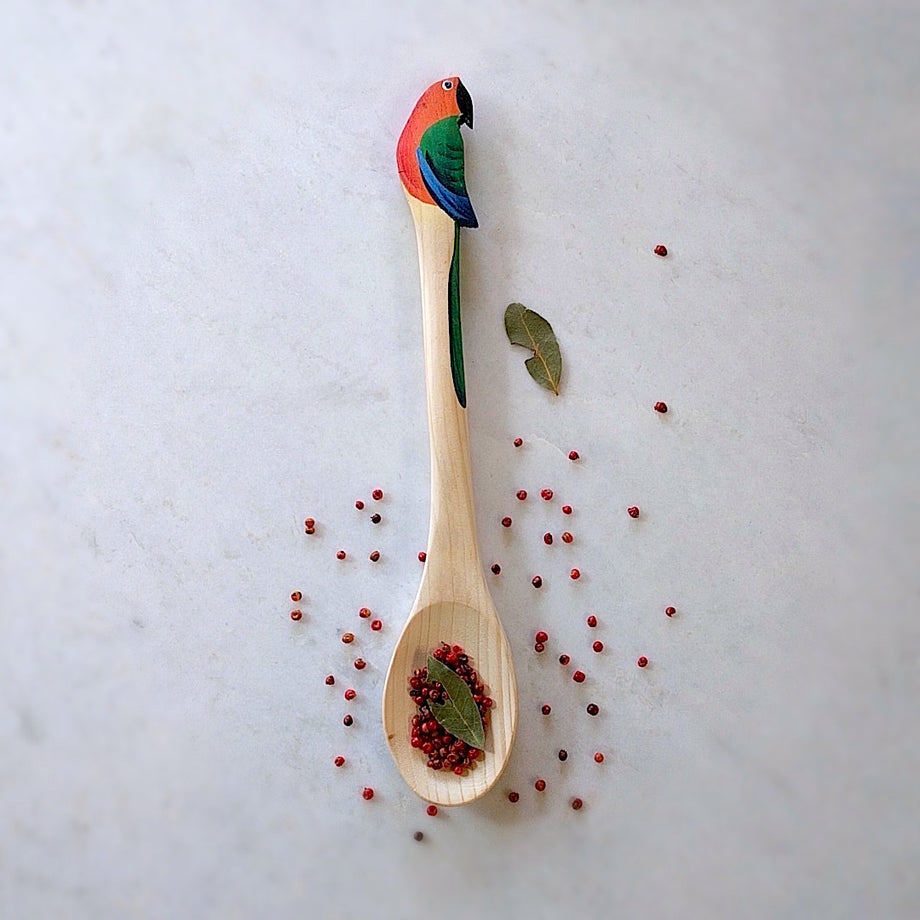 Swedish Love Knot, Red Heart | The Wooden Spoon