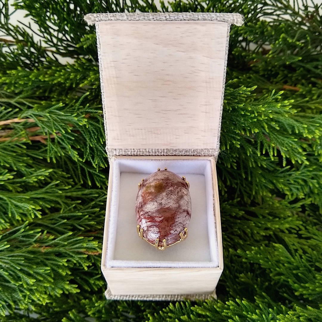 oval zebra Jasper gold-plated adjustable cocktail ring in gift box