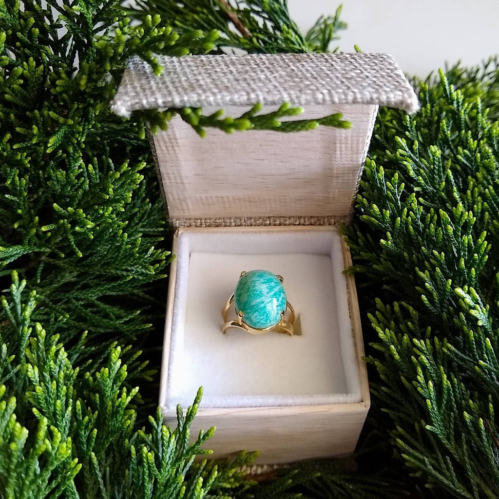oval green amazonite ring in gift box