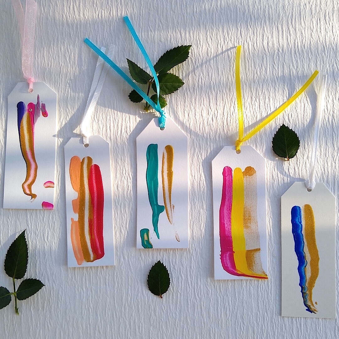 last 5 of 10 gift tags close-up