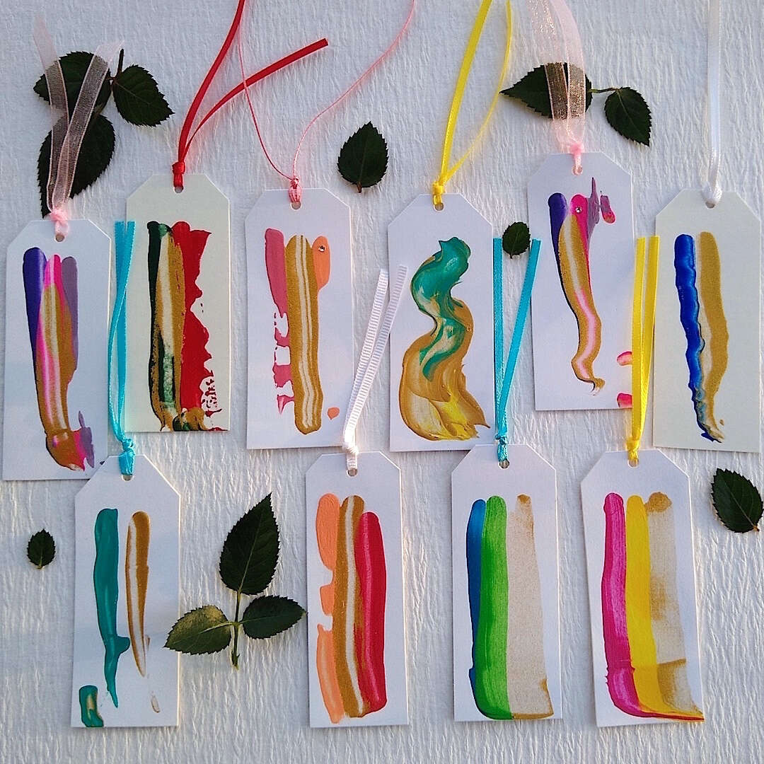 10 abstract colorful gift tags