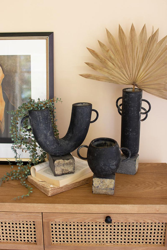 set of 3 modern black vases with u-shape, mug and cylinder shape